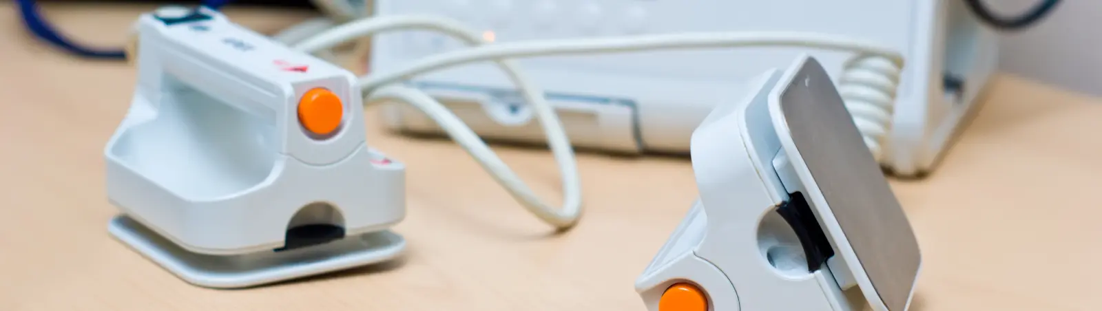 Electrode de défibrillateur automatique